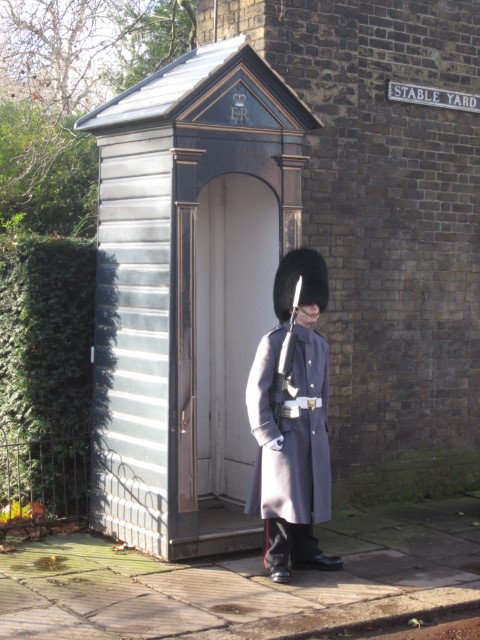 Saint James Palace Guard.JPG